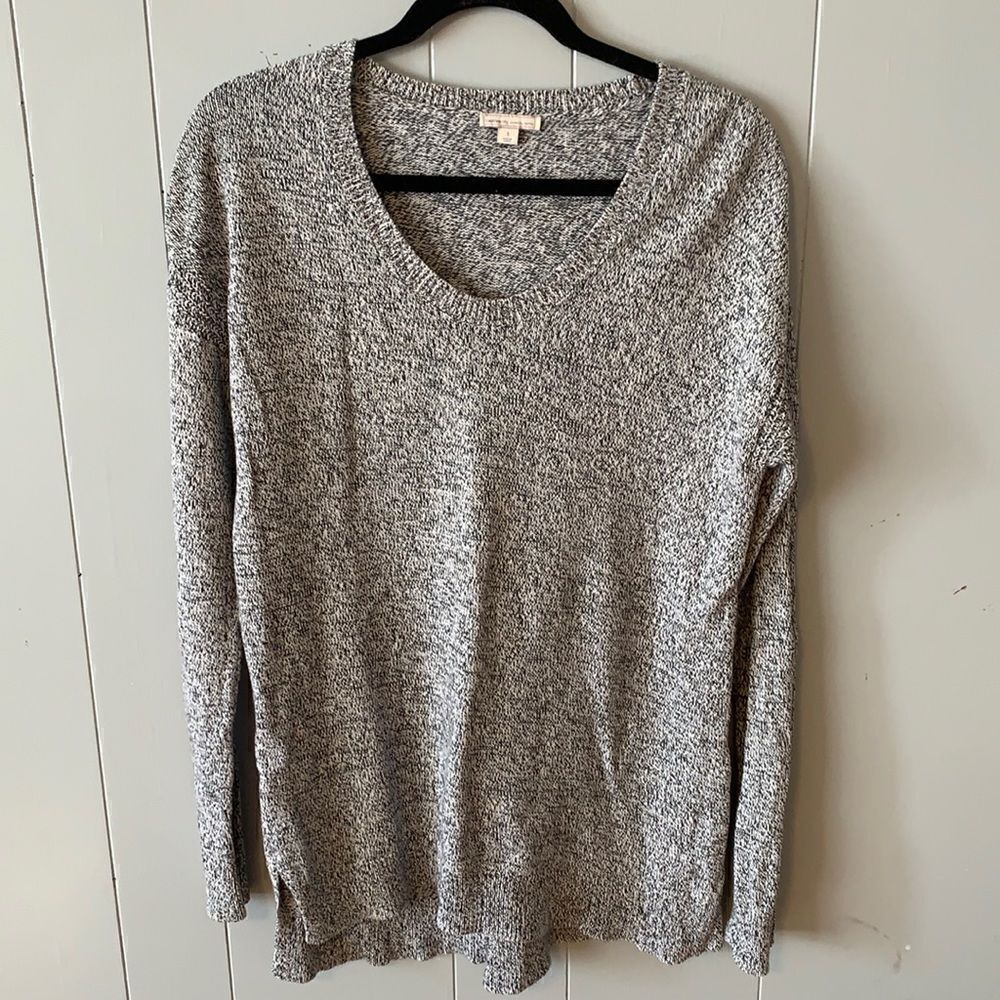 Gap Maternity Charcoal & White Sweater Size Small